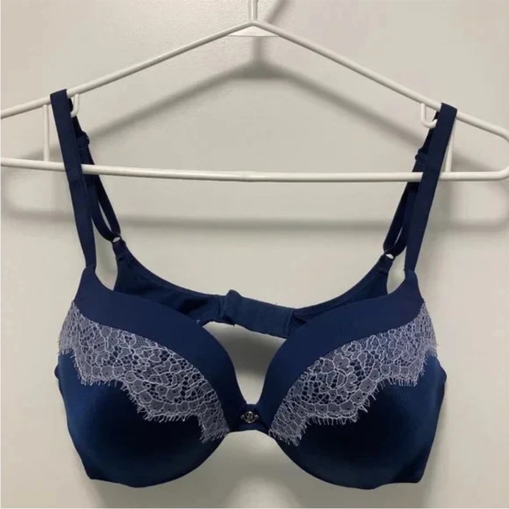 Lot of 8 Victoria's Secret and La Senza Bras 34C (7x34C, 1 x36C)